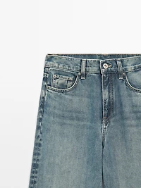 High-waist wide-leg jeans