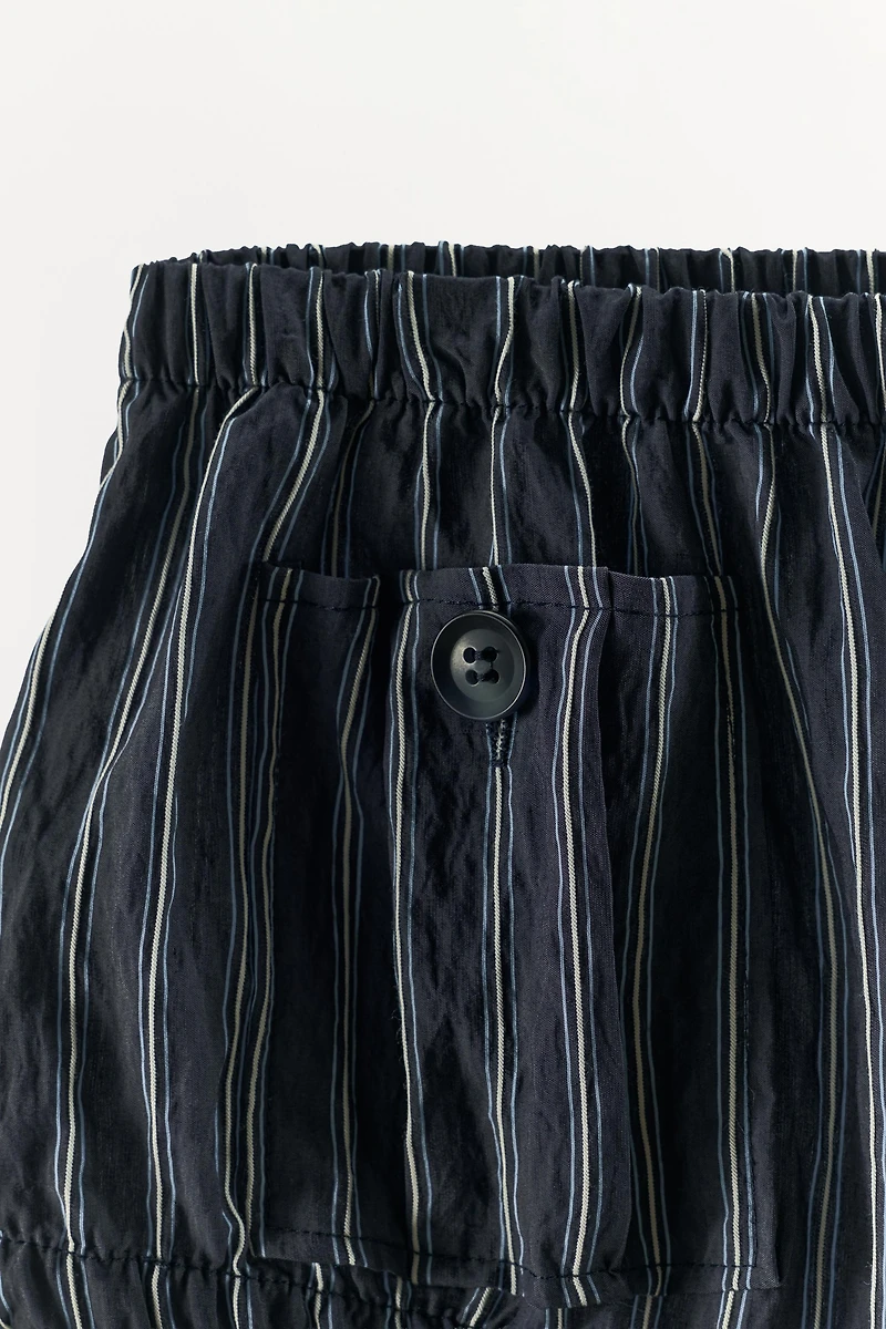STRIPED POCKET MINI SHORTS