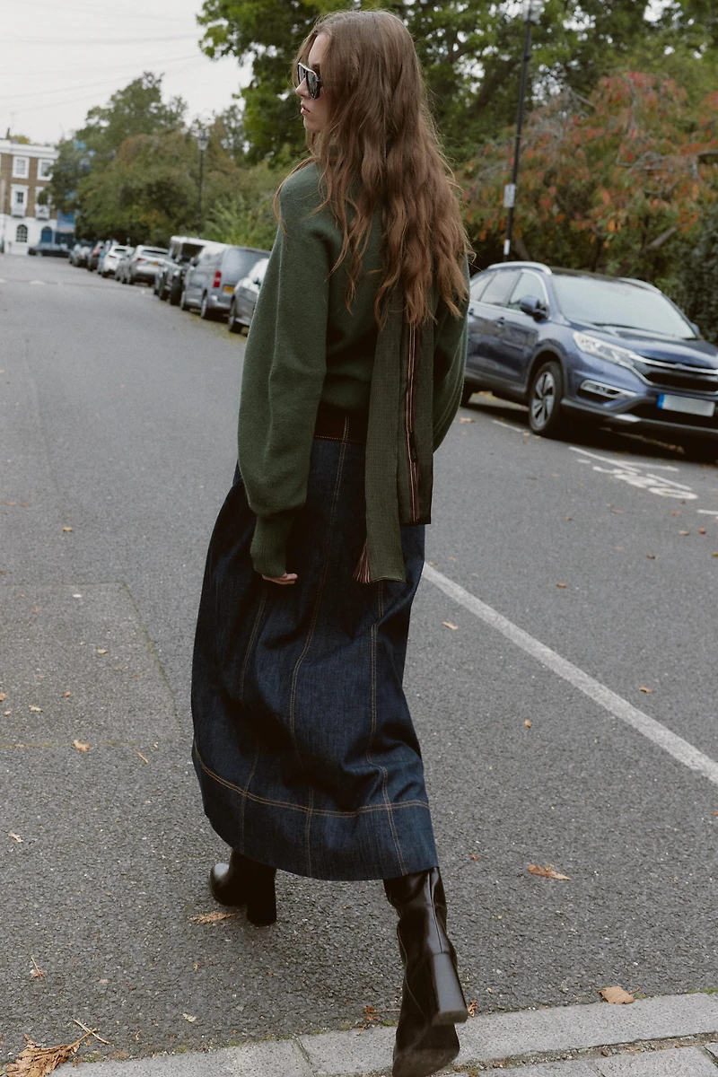 ASYMMETRIC KNIT JUMPER WITH CUFF BRACELET