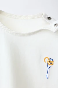 LOT DE DEUX T-SHIRTS IMPRIMÉS