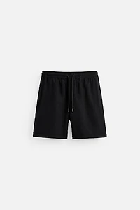 TEXTURED REGULAR FIT SHORTS