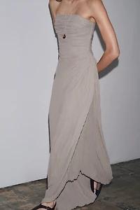 PLEATED STRAPLESS DRESS