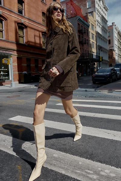 HEELED BOOTS