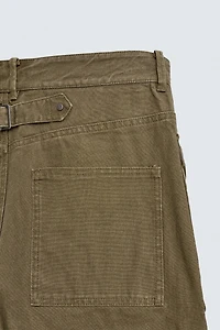 PANTALON COUPE LARGE À PASSANT