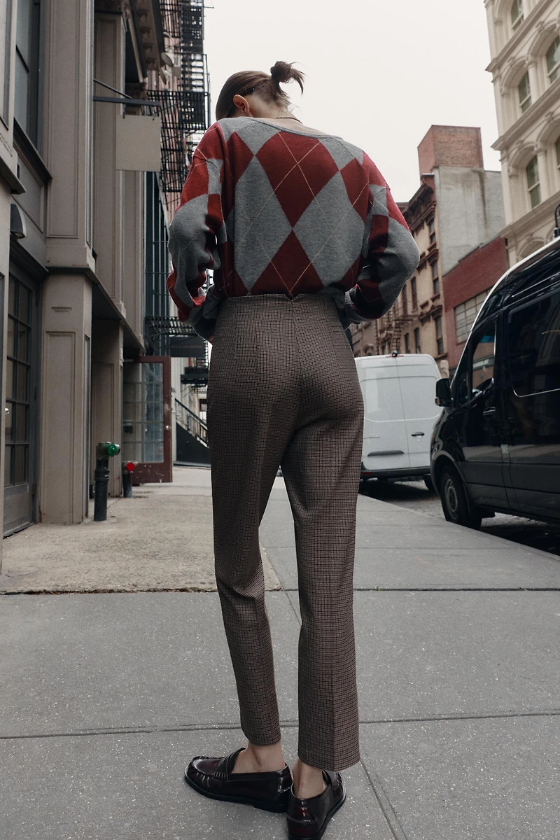 HIGH-WAISTED PLAID PANTS