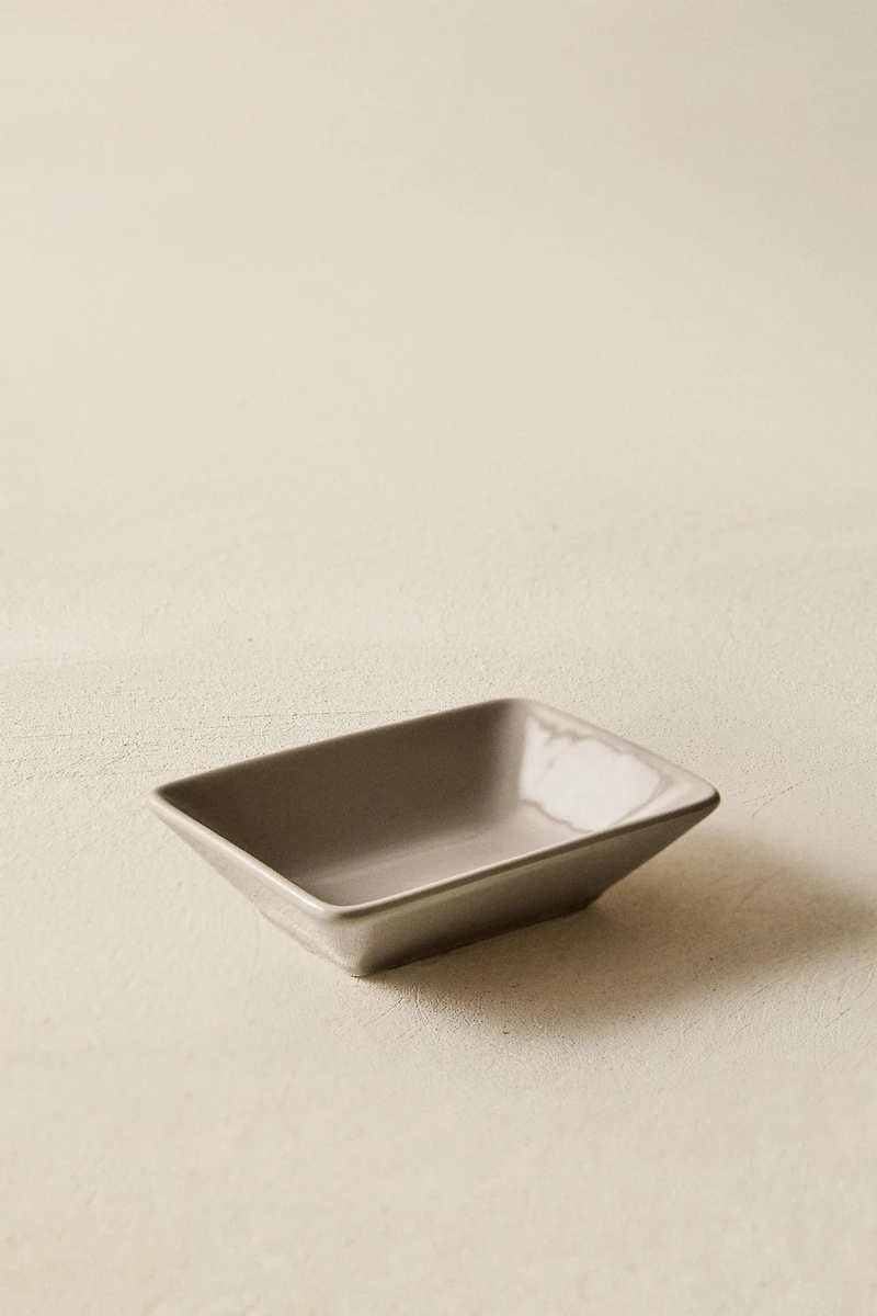 STONEWARE APPETIZER BOWL