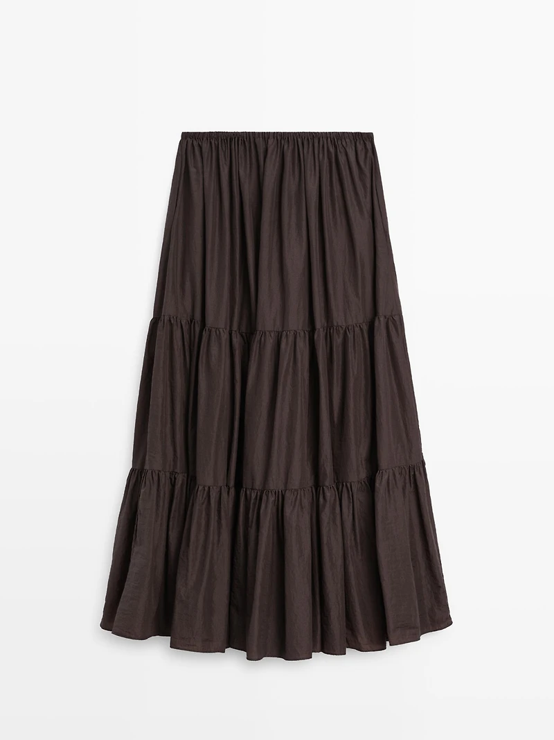 Long skirt with gathered detail