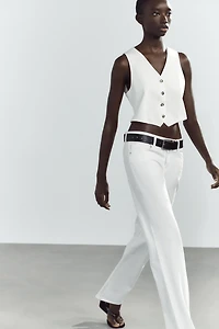 BACK CUT OUT VEST