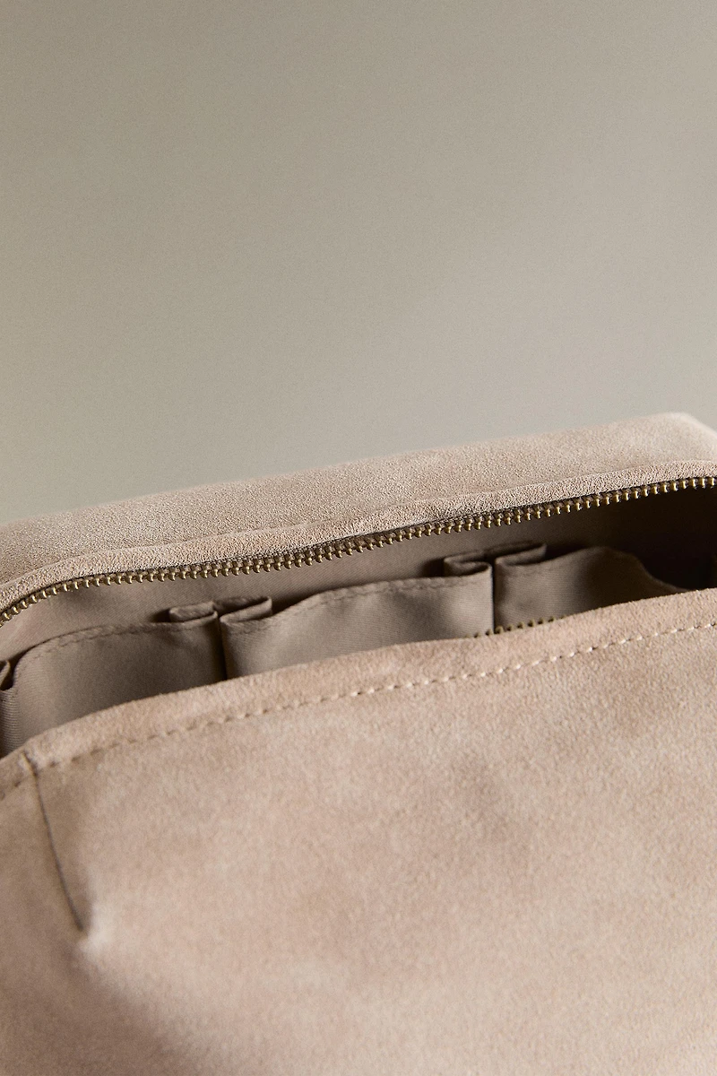 MEDIUM SPLIT SUEDE MAKEUP BAG