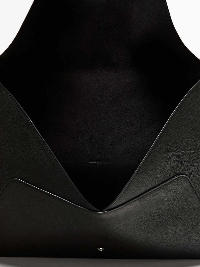 Cowhide leather laptop case with nappa finish