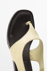 Leather sandals with block heel