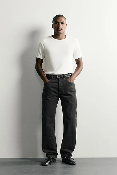 STRAIGHT FIT JEANS