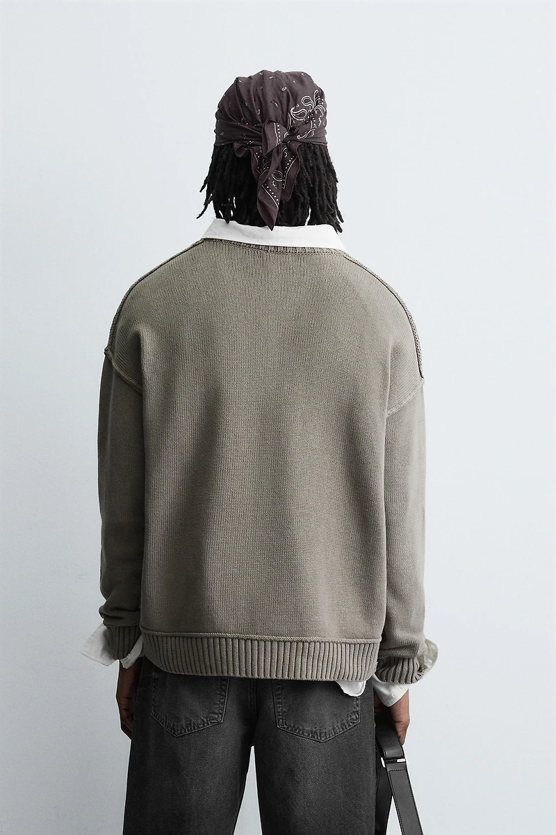 WASHED PRINTED SWEATER