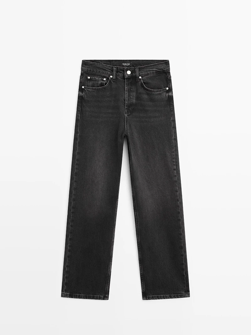 Straight-leg high-waist jeans