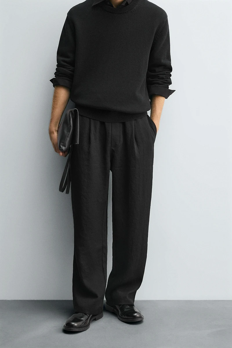 FLOWY PLEATED PANTS