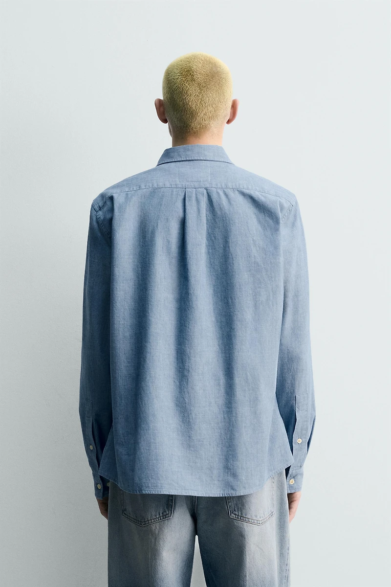 RELAXED FIT CHAMBRAY SHIRT