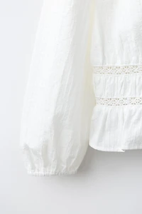 CHEMISE ROMANTIQUE À ÉLASTIQUES
