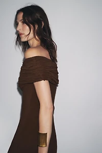 OFF-THE-SHOULDER KNIT DRESS