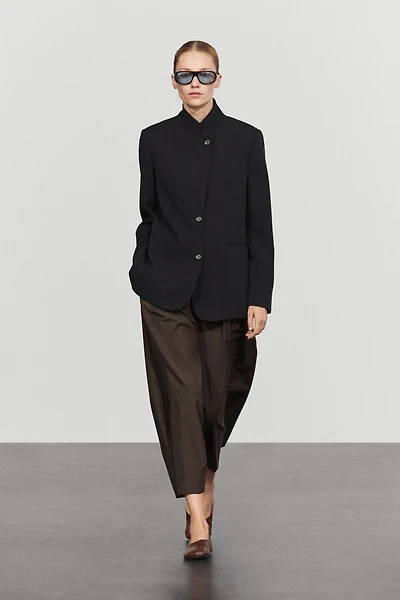 Flowy button-detail blazer