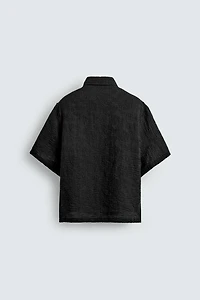FLOWY TEXTURED SHIRT