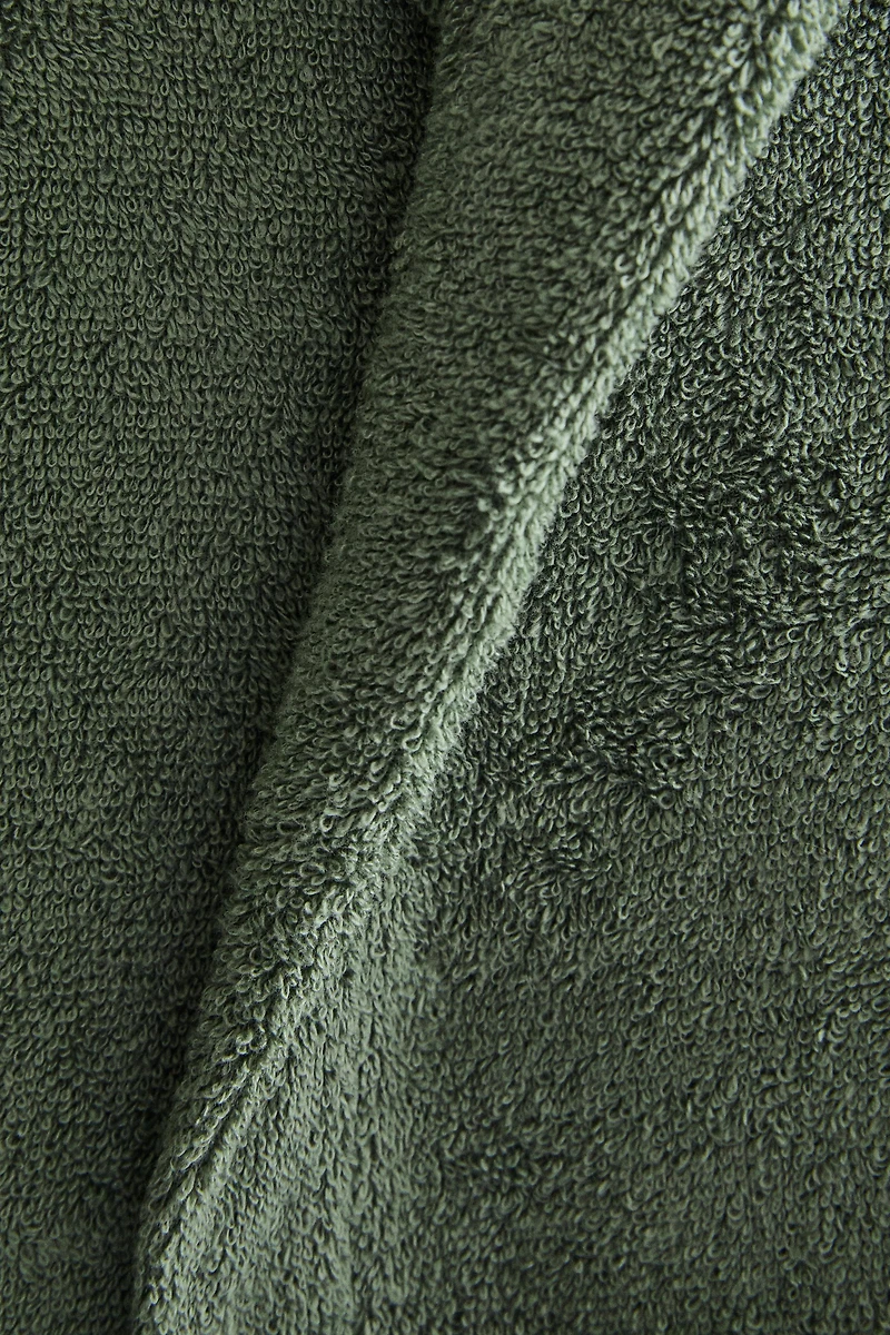HOODED BATHROBE (360 GXM²)