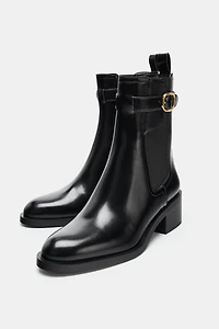 BUCKLE DETAIL ANKLE BOOTS
