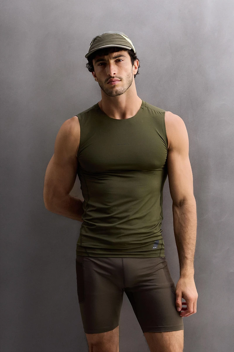 T-SHIRT TANK COMPRESSION