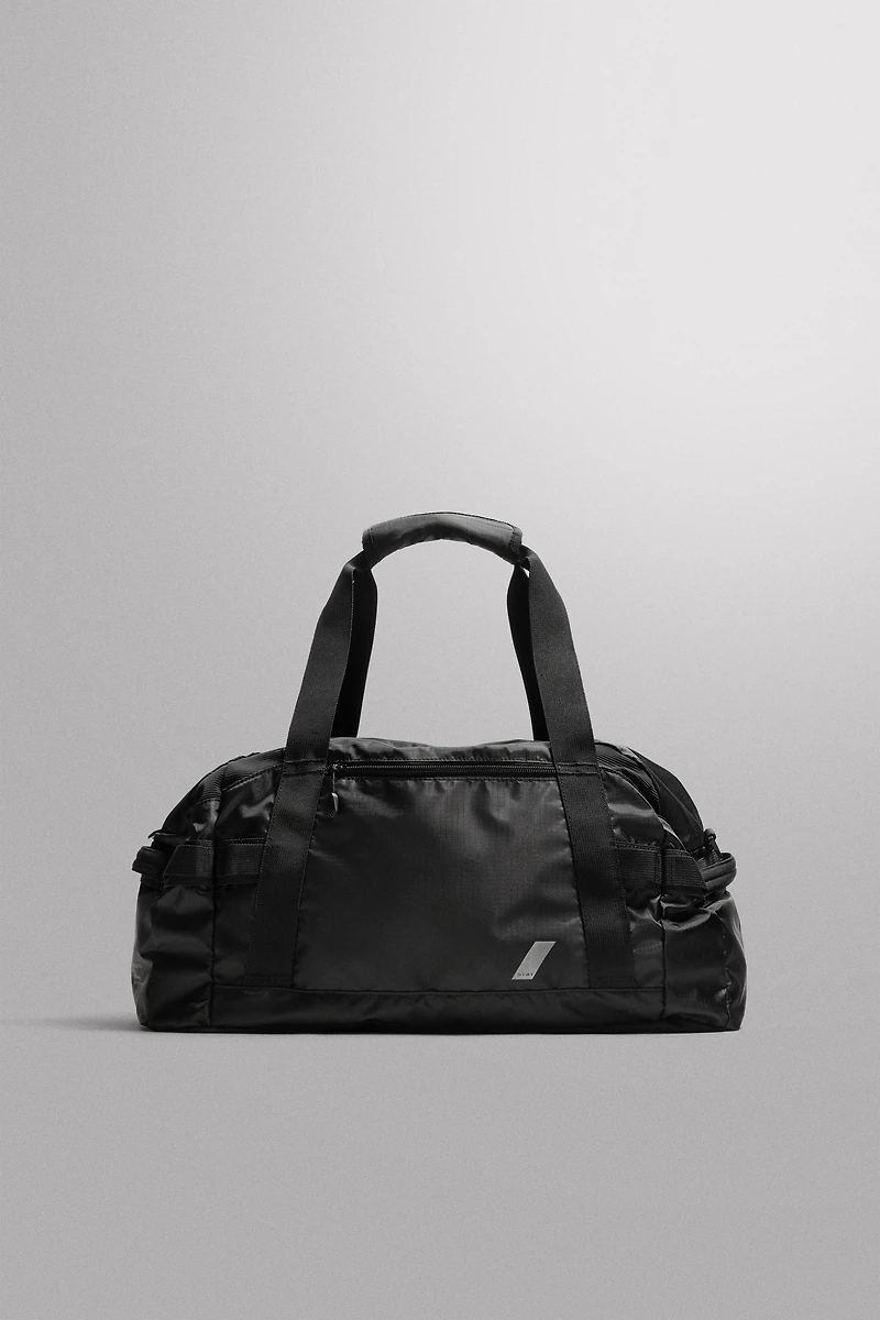 40L MULTIFUNCTIONAL SPORTS BAG