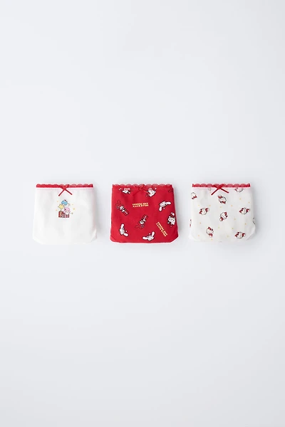 AGES 1-6 / THREE-PACK OF HELLO KITTY © SANRIO UNDERWEAR