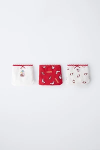 AGES 1-6 / THREE-PACK OF HELLO KITTY © SANRIO UNDERWEAR