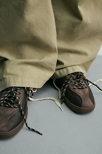 RETRO STYLE SNEAKERS