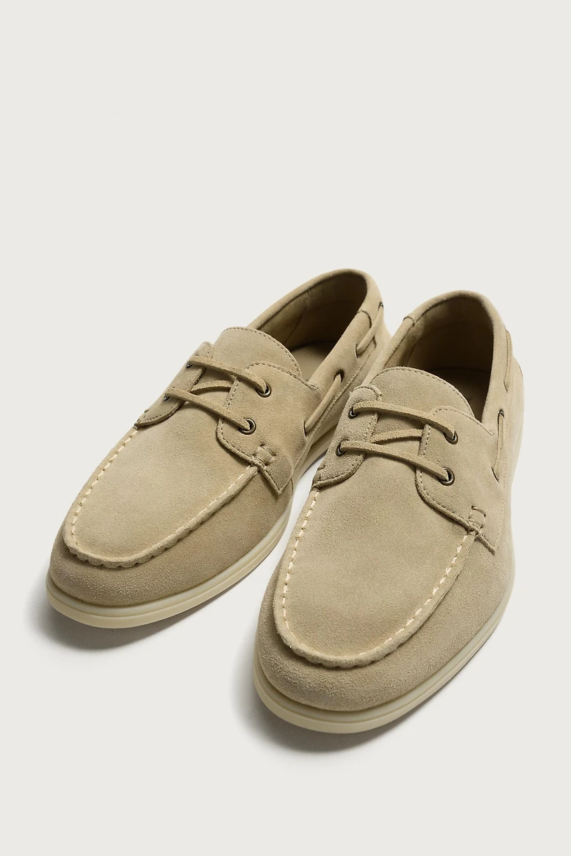 LEATHER BOAT SHOES
