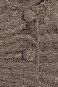 GILET COURT EN MAILLE