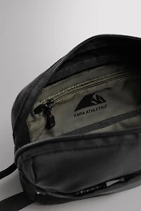 SPORTS TOILETRY BAG