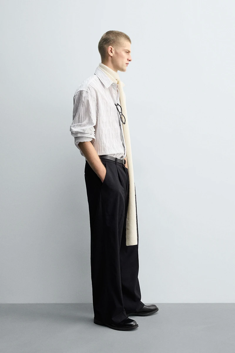 IRREGULAR STRIPED JACQUARD SHIRT