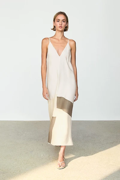 Contrast flowing midi dress