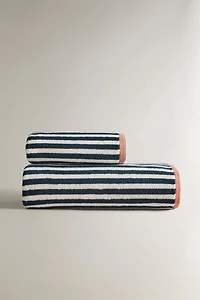 CHILDREN'S REVERSIBLE STRIPED BATH TOWEL