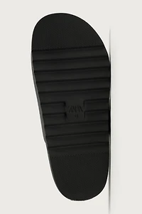 RUBBERIZED DOUBLE STRAP SANDALS