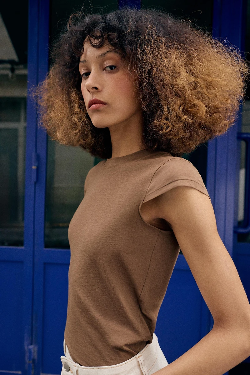 MINIMAL SHORT SLEEVE T-SHIRT