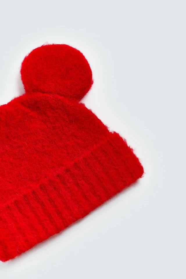 Zara MICKEY MOUSE EAR KNIT BEANIE HARRY LAMBERT FOR ZARA X  display picture 3