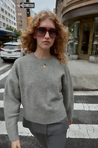 SOFT BASIC KNIT SWEATER