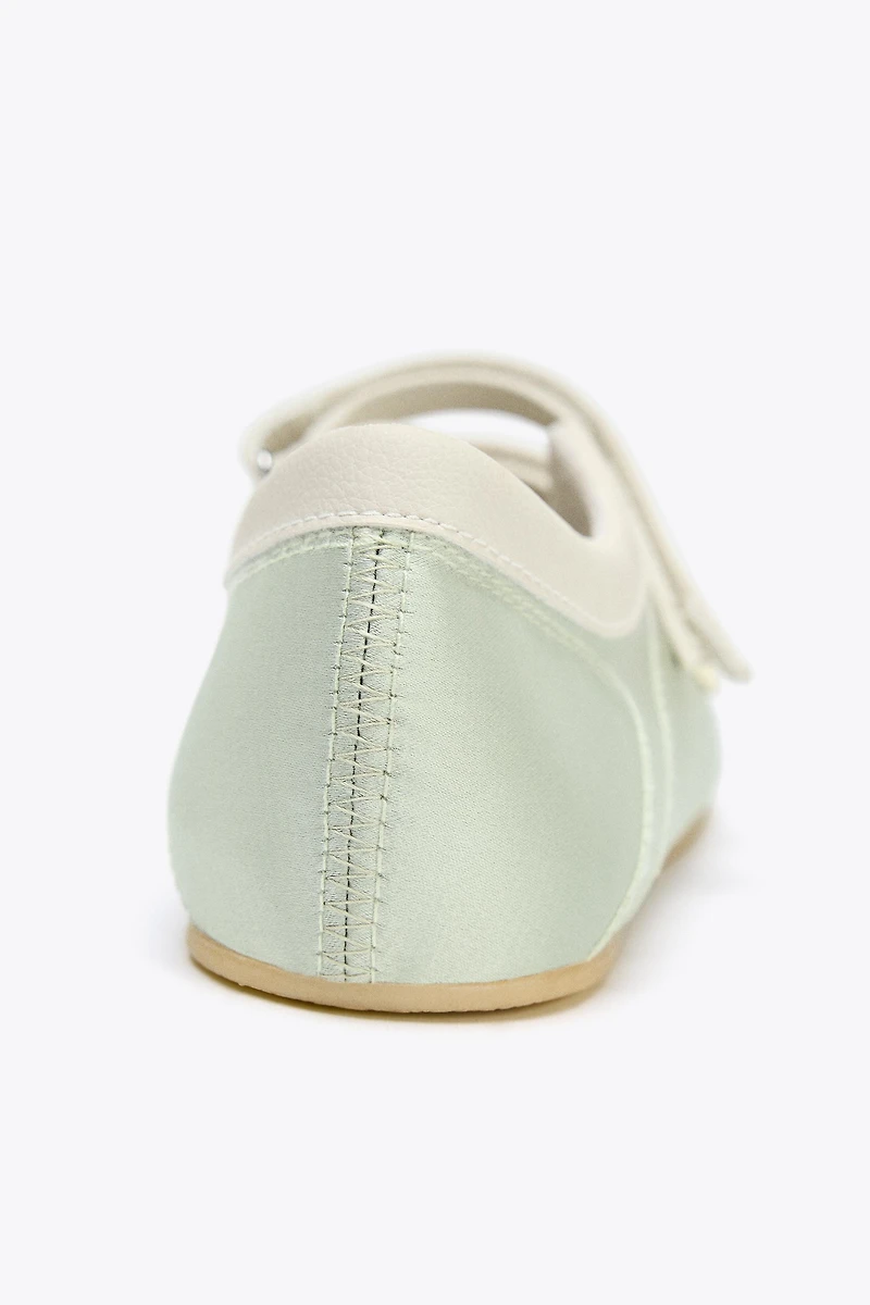 SATIN EFFECT STITCHED BALLET FLATS