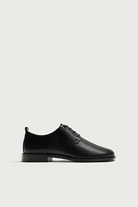 LEATHER DRESS SHOES