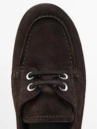 Leather deck shoes