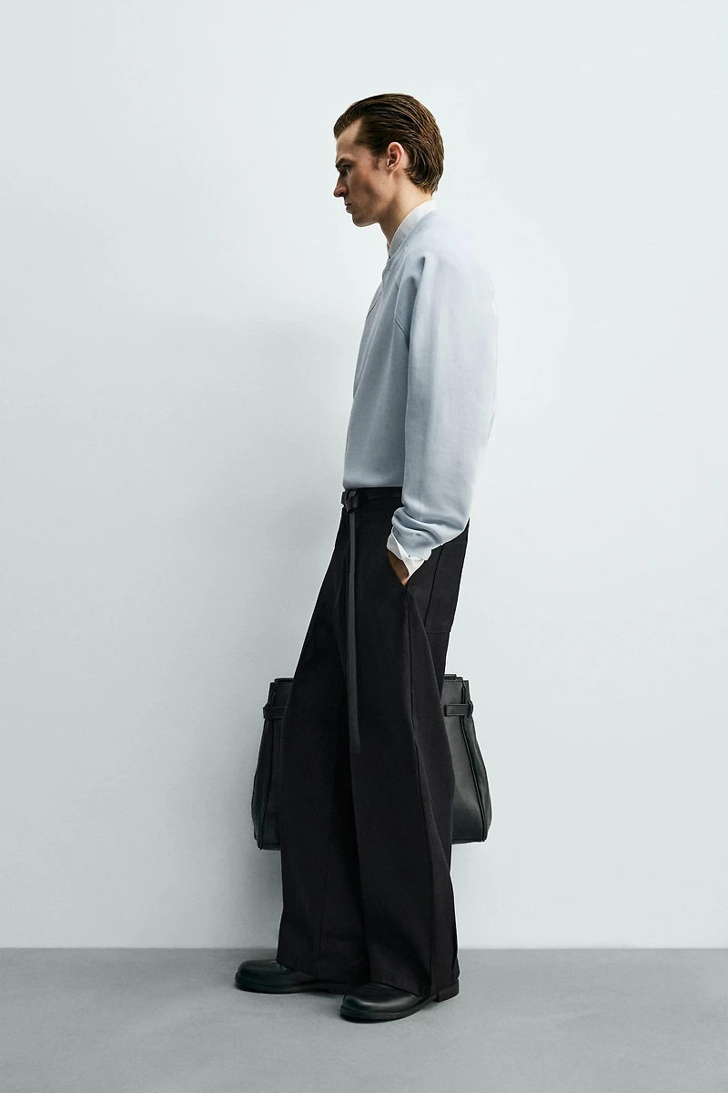 WASHED PIQUÉ TEXTURED SWEATSHIRT