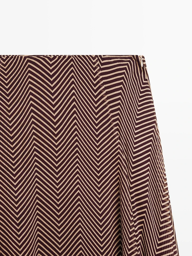 Geometric print flared midi skirt