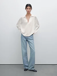 Flowing shirt with polo collar