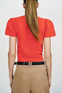 PUFF SLEEVE KNIT TOP