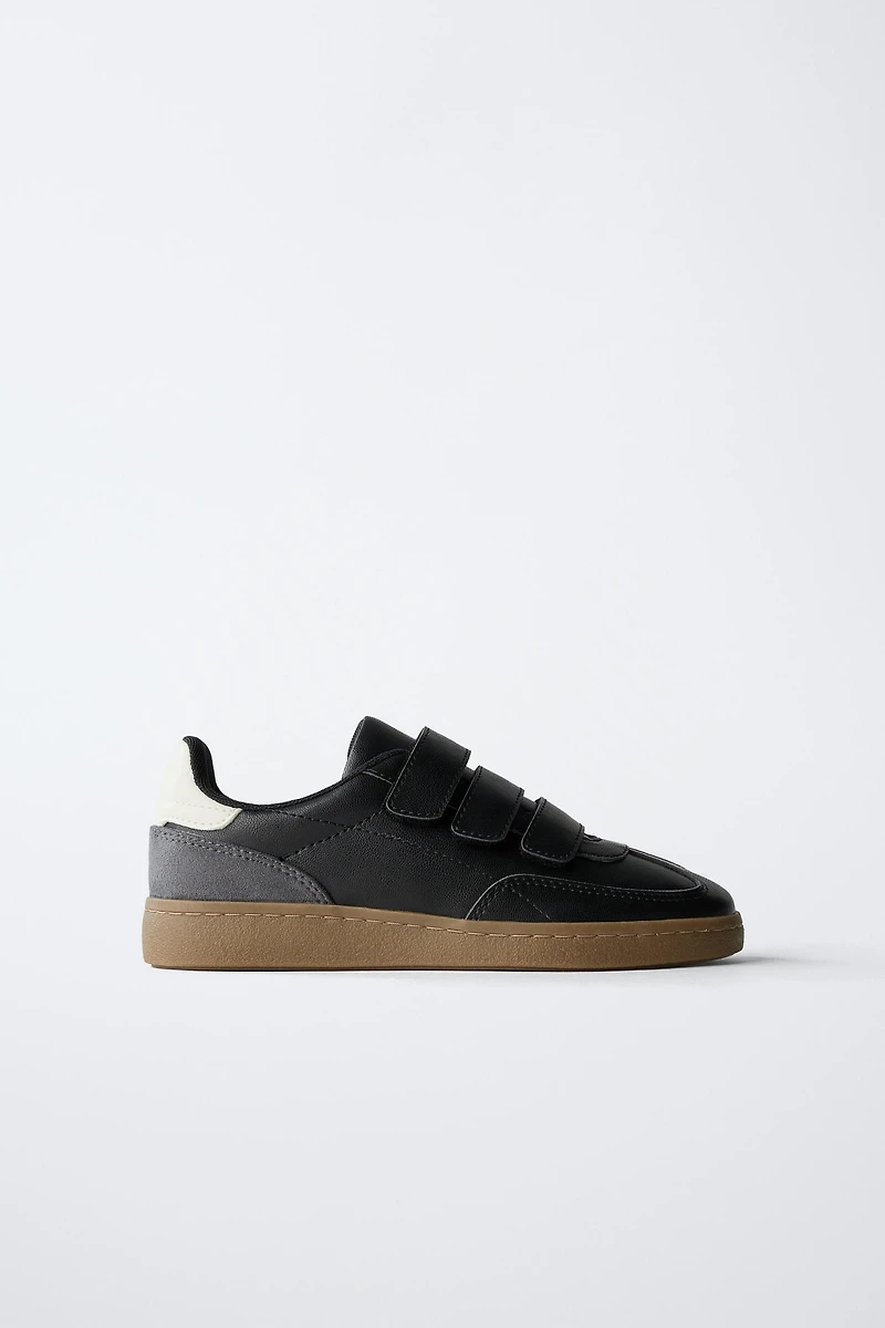 STRAP SNEAKERS
