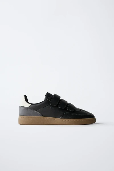 STRAP SNEAKERS